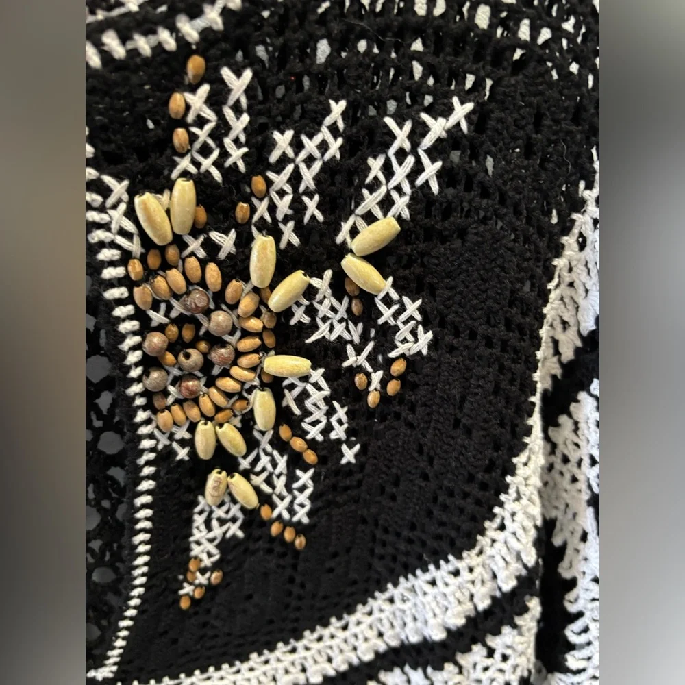 STORYBOOK KNITS Vintage M Beaded Crochet Sweater Sculpted Cap Sleeve Deep V-Neck - Picture 7 of 10